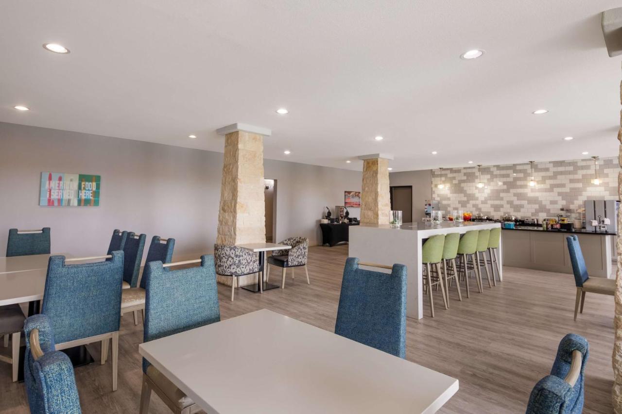 Best Western Plus Killeen - Fort Cavazos Hotel & Suites Exterior photo