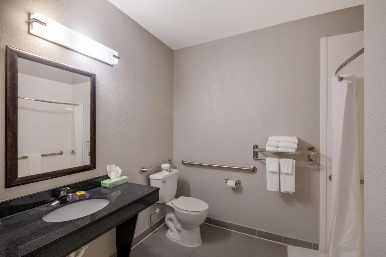 Best Western Plus Killeen - Fort Cavazos Hotel & Suites Exterior photo