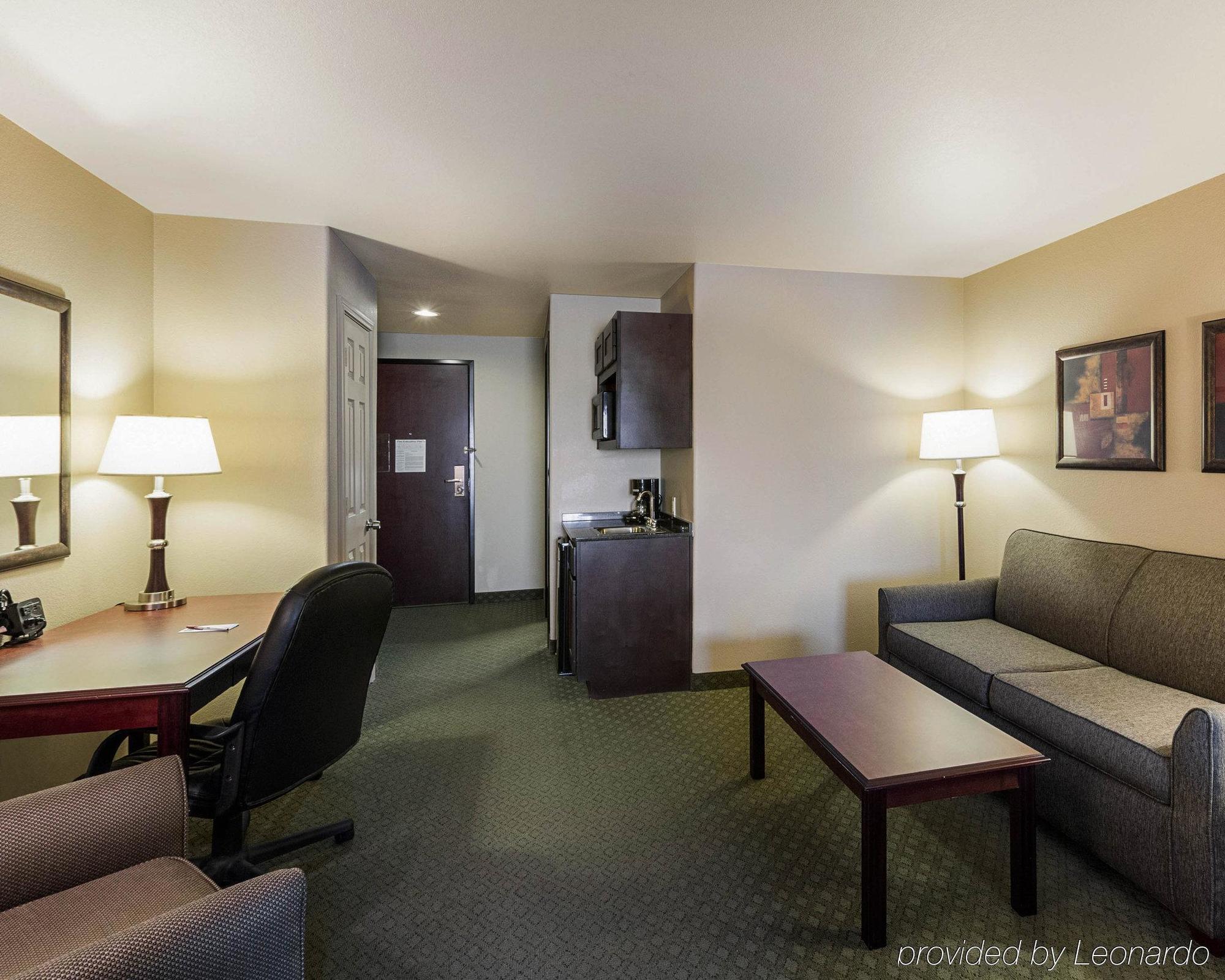 Best Western Plus Killeen - Fort Cavazos Hotel & Suites Exterior photo