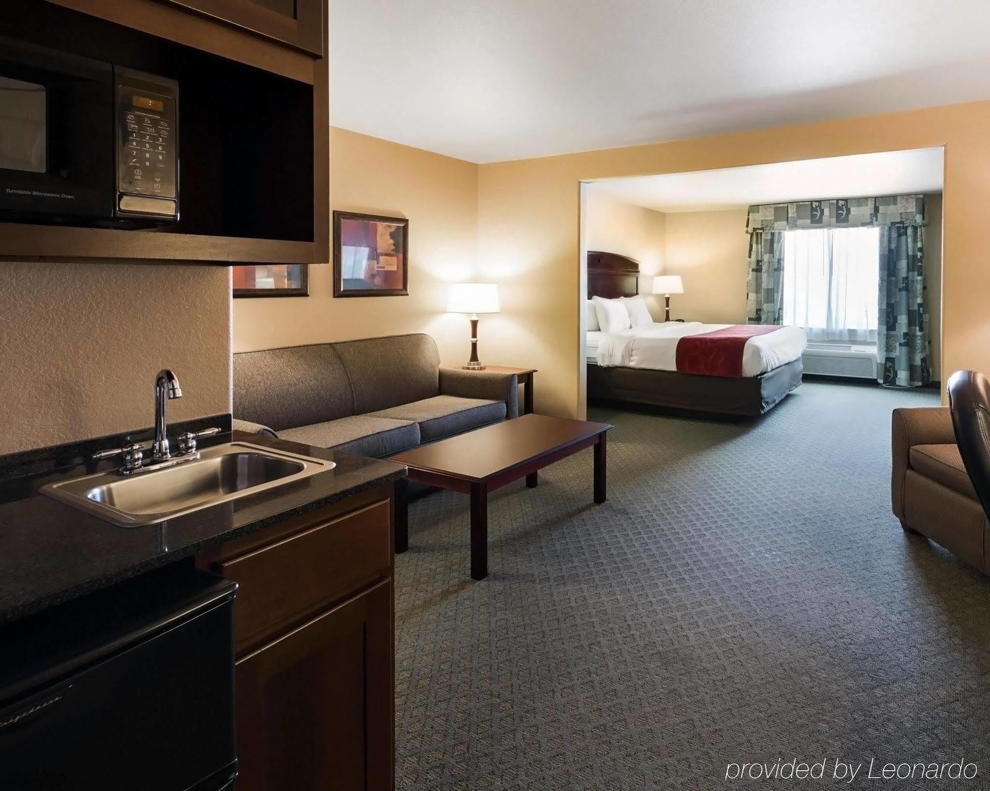 Best Western Plus Killeen - Fort Cavazos Hotel & Suites Exterior photo